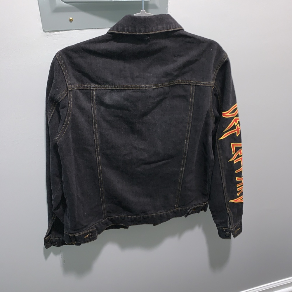 Def Leopard Jean Jacket - Picture 2 of 2